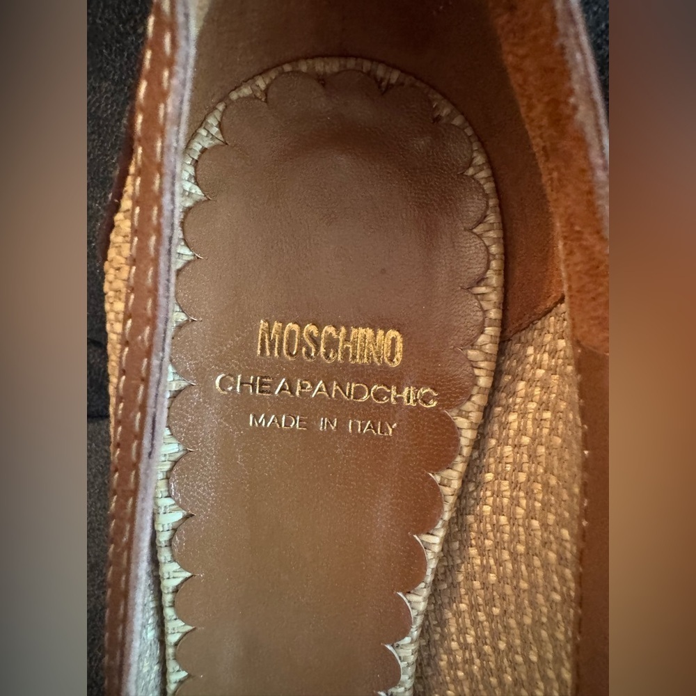 Vintage Moschino Brown and Tan Heels - Picture 6 of 9
